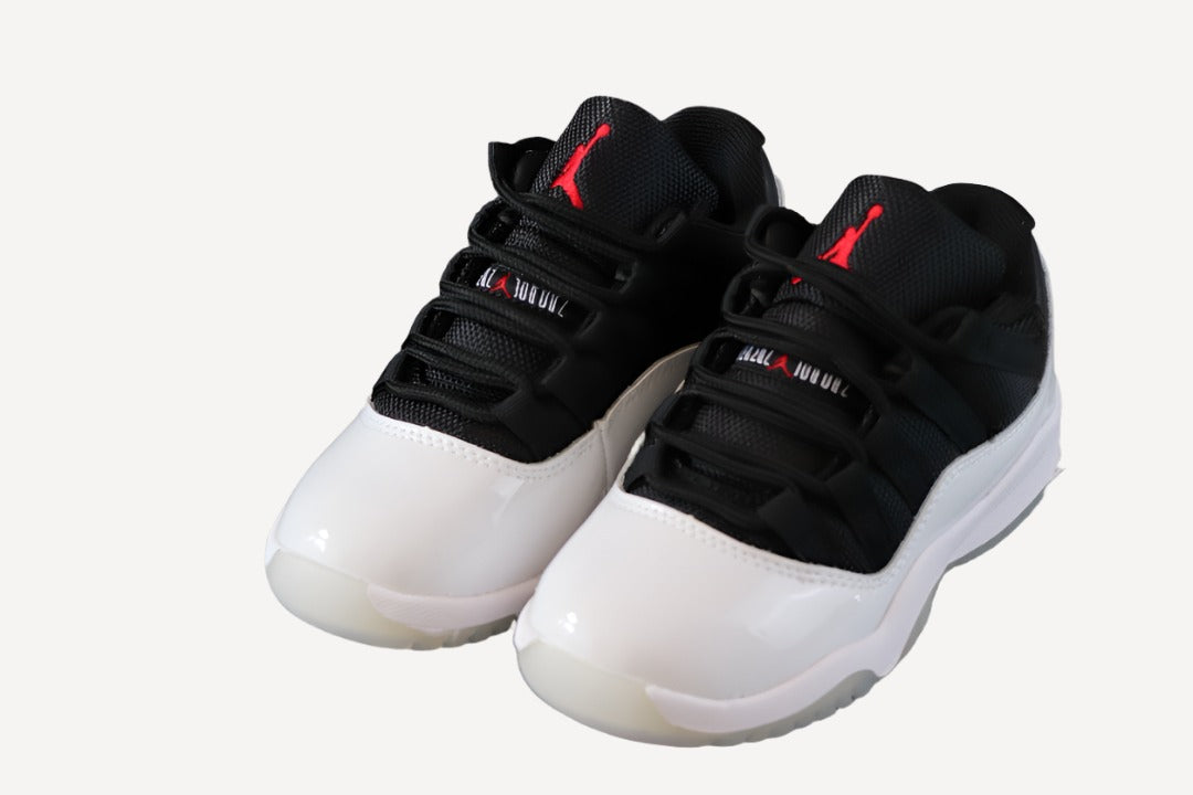 Kids Air Jordan Retro 11 Low 'Tuxedo'