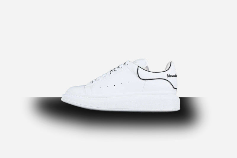 Alexander McQueen Oversized White-Black Laces W & B