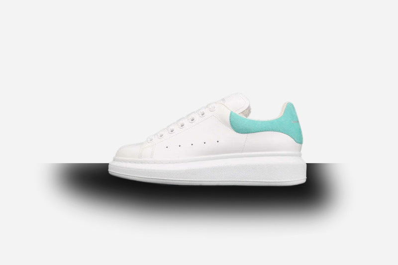 Alexander McQueen Oversized White-Torques