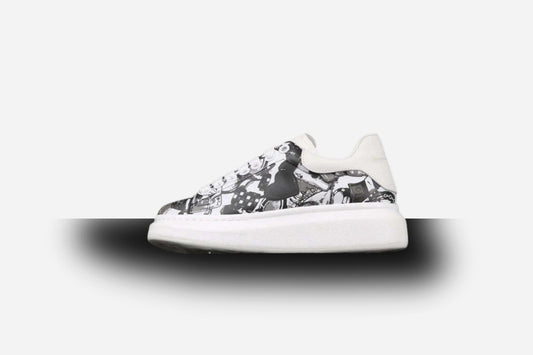 Alexander McQueen Sole White-Graffiti Black White