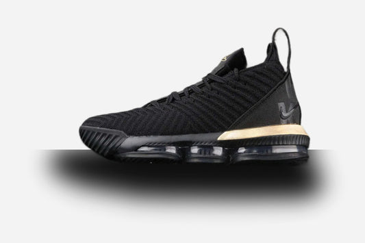 Nike LeBron 16 I'M KING