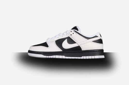 SB Dunk Low Pro Reverse panda