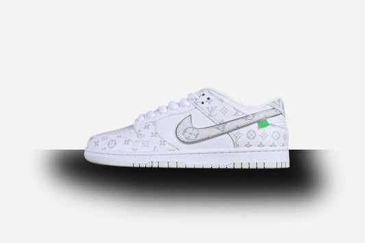 Sb Dunk X Louis Vuitton White/Grey