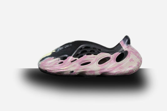 Yeezy Foam Runner Sand MX Carbon-Pink