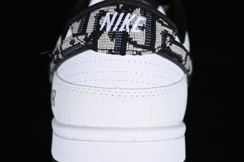 Sb Dunk Low X Dior White/Black