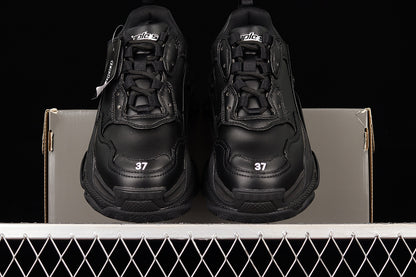 Balenciaga Triple S Black